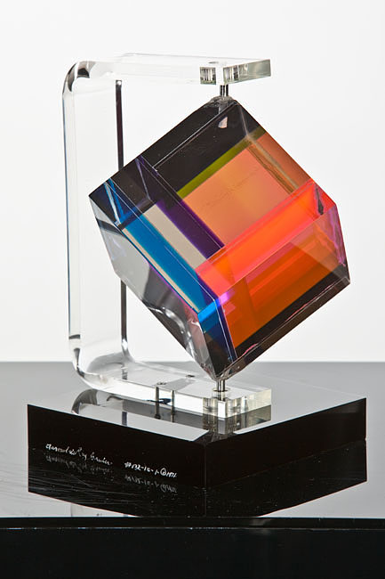 070b